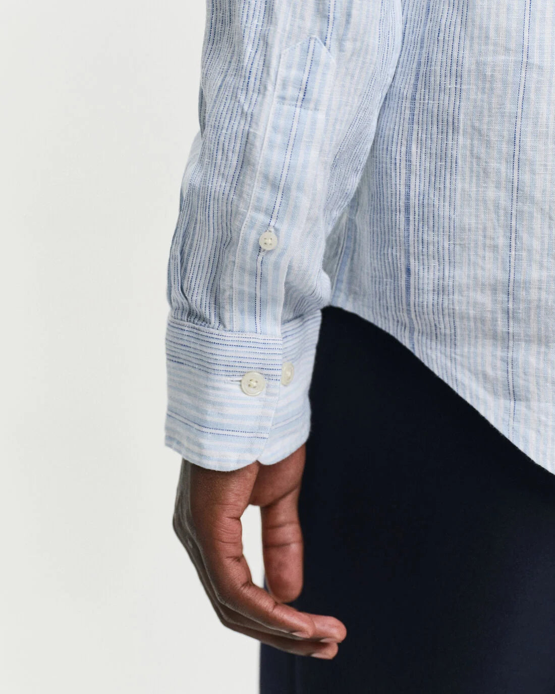 Camicia di lino a righe sottili regular fit